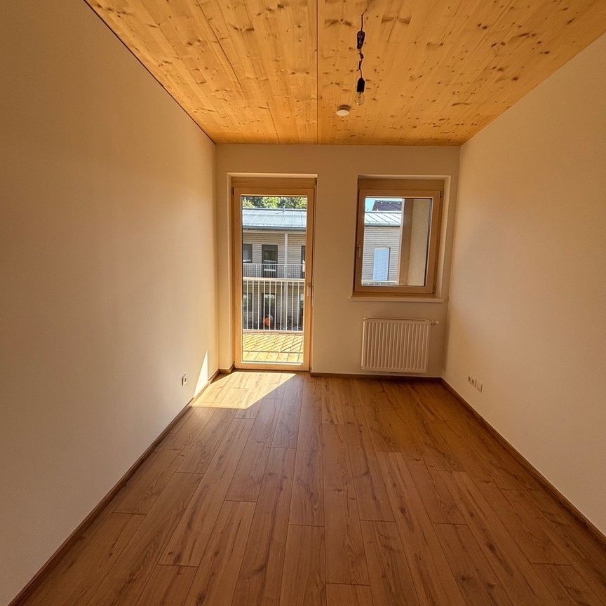 ERSTBEZUG - Moderne 3-Zimmer-Wohnung in ruhiger Lage mit Balkon - Photo 1