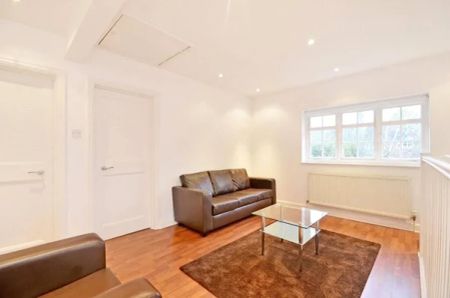 2 Bedroom Maisonette - Photo 2