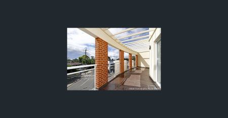 Modern 2-Bedroom Apartment in Prime Location! - Photo 4