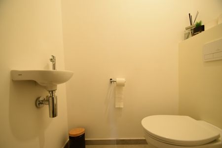 Makkelijk bereikbaar appartement met 2 slaapkamers vlakbij het centrum - Photo 4