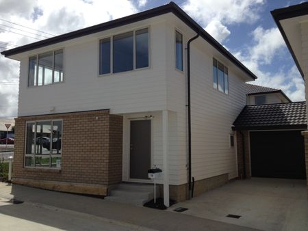 19 Akeake Lane, Manurewa - Photo 2