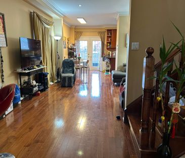 For Lease - 558 Lumberton Crescent, Mississauga, Ontario - Photo 3