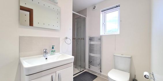 Studio to rent - Photo 3