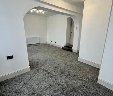 3 bedroom cottage to rent - Photo 2