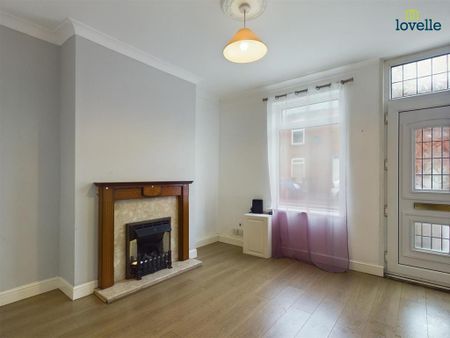 3 bedroom terraced house to rent - Photo 2
