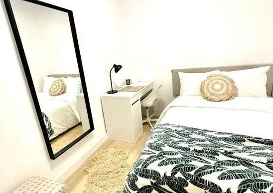 Calle de Redondilla, Madrid, Community of Madrid 28005