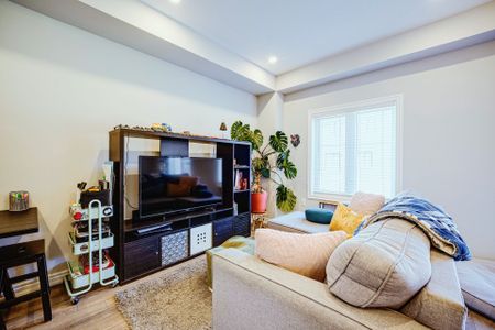 For Lease - 24 Copeman Avenue, Brantford, Ontario - Photo 2
