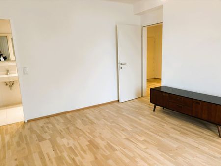 Möblierte 3-Zimmer-Wohnung nähe Untere Donaulände! - WG-geeignet! - Photo 2