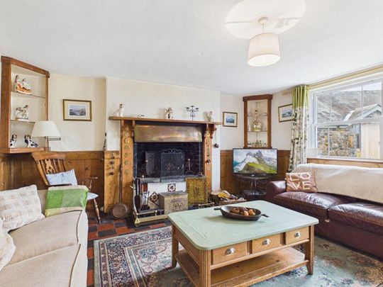 4 bedroom detached house to rent - Photo 1