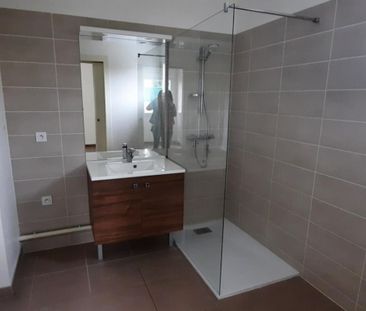 Location Appartement 2 pièces 41m² THONON LES BAINS 74200 - Photo 5