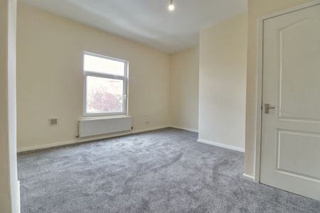 2 bedroom house to rent - Photo 3