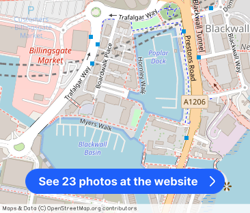 Boardwalk Place, London, E14 - Photo 1