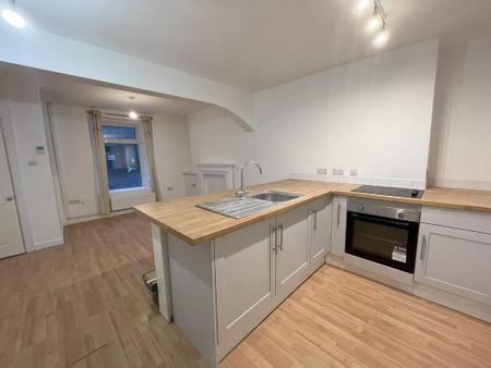 3 bedroom terraced house to rent - Photo 5