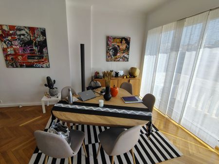 Location Appartement 3 pièces 81m² MARSEILLE 8ème - Photo 3