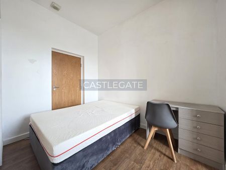 1 bedroom ground floor flat to rent - Photo 3