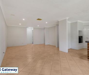 6 Buss Way, ATWELL WA 6164 - Photo 3