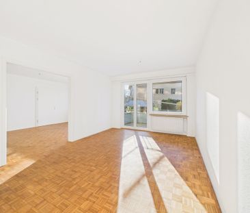 Luxurious 4-room apartment with beautiful view in Bern - Photo 3