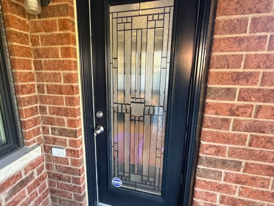 For Lease - 42 Booth Street, Bradford West Gwillimbury, Ontario - Photo 1