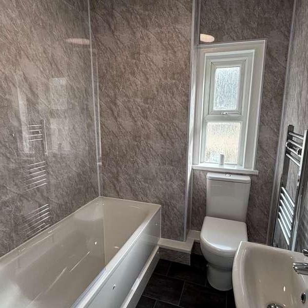 Gloucester Road, Teignmouth, TQ14 - Photo 1