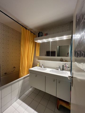 APPARTEMENT DE 4 PIÈCES À HINTERKAPPELEN (BE), MEUBLÉ, TEMPORAIRE - Photo 5