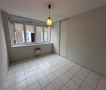 Location Appartement 2 pièces 64m² - Photo 3