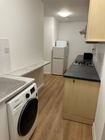 Room in a Shared House, Finchley Lane, NW4 - Photo 4