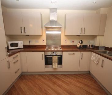 2 bedroom apartment to rent - Photo 2