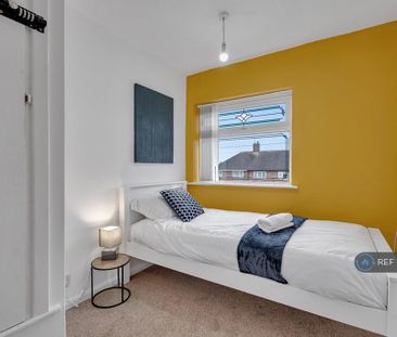 3 bedroom semi-detached house to rent - Photo 3