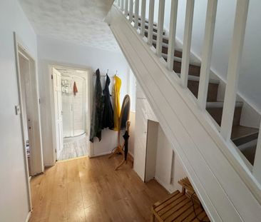 3 Bed End Terrace, Weymouth Road, BS3 - Photo 3