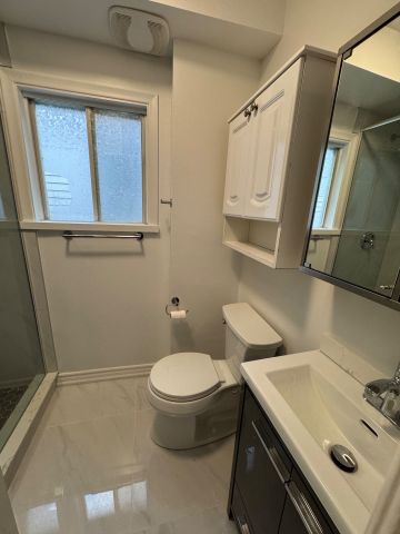 For Lease - 57 Hiawatha Avenue Unit# Upper, Toronto, Ontario - Photo 5