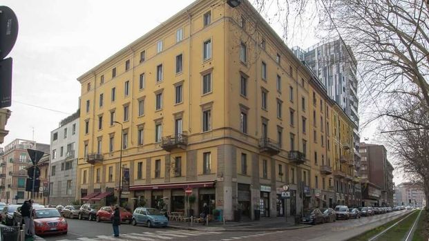 Двухкомнатная квартира у метро Порта Романа - Photo 1