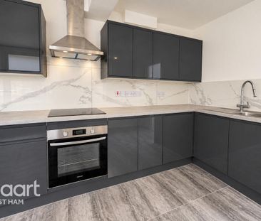4 bedroom terraced house to rent - Photo 6