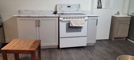 For Lease - 9474 Sheppard Avenue, Toronto, Ontario - Photo 5