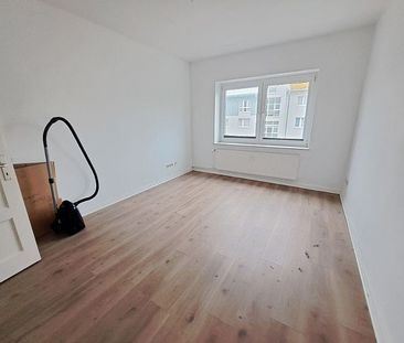 Gemütliche Zwei-Zimmer-Wohnung im Herzen von Bremerhaven Lehe! - Foto 2