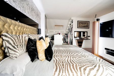 Luxury 5 bedroom Detached House for rent in Villaviciosa de Odón, Autonomous Region of Madrid - Photo 5