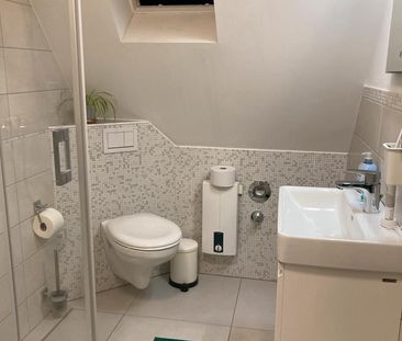 2 ZKB Wohnung mit EBK, top Zustand - Am Homburg - Photo 2