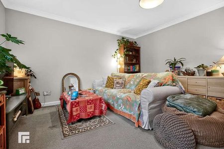 Woodside Court, Lisvane, Cardiff, CF14 - Photo 3