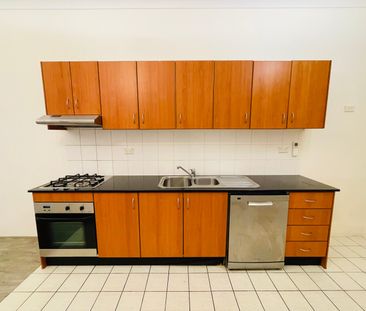 Live the Alpha-House Life Style - Photo 3