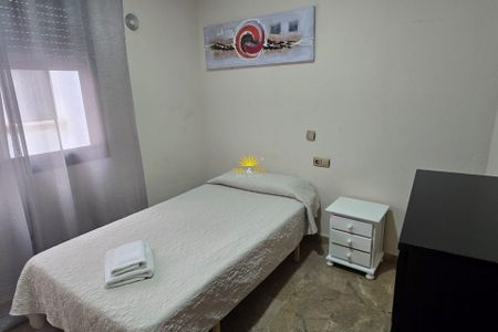 3 BEDROOM APARTMENT IN TORREVIEJA - Photo 5