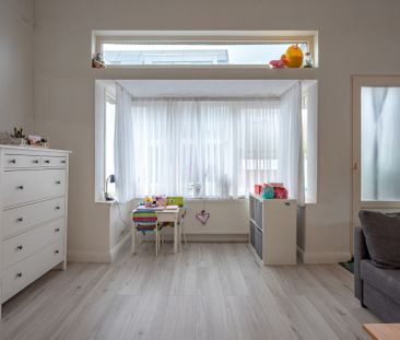 Gerenoveerd 1-slaapkamerappartement in het centrum van Kapellen! - Photo 4