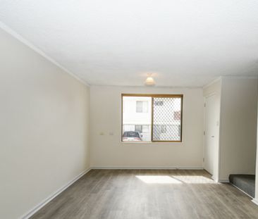 Renovated 2 Bedroom Unit with Ocean Views! - Photo 1