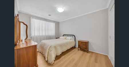 Stylish Family Living in Prime Tarneit Location! - Photo 2