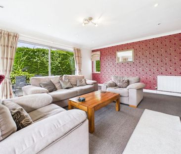 2 bedroom detached bungalow to rent - Photo 3