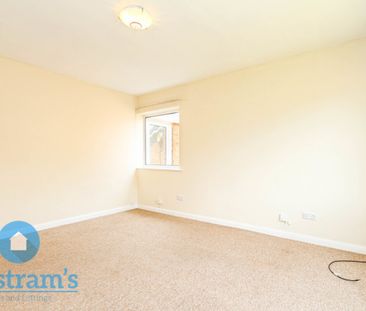 2 bed Semi-Detached Bungalow for Rent - Photo 6