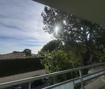 Location Appartement 2 pièces 40m² NIMES 30000 - Photo 3