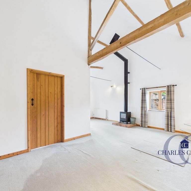 2 bedroom cottage to rent - Photo 1