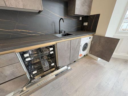 2 bedroom apartment to rent - Photo 5