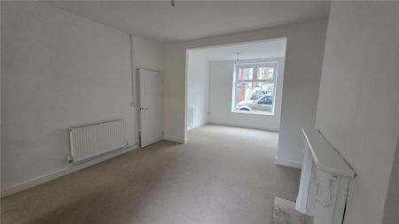 3 bedroom terraced house to rent - Photo 4