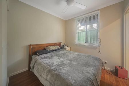 Neat, Tidy & Close to Town - Photo 2