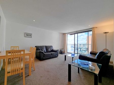 2 bedroom apartment to rent - Photo 2
